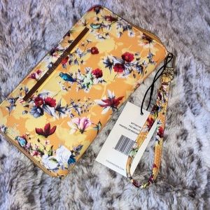 Steve Madden NWT Yellow Multi Printed Zip Around Wallet! Never used!